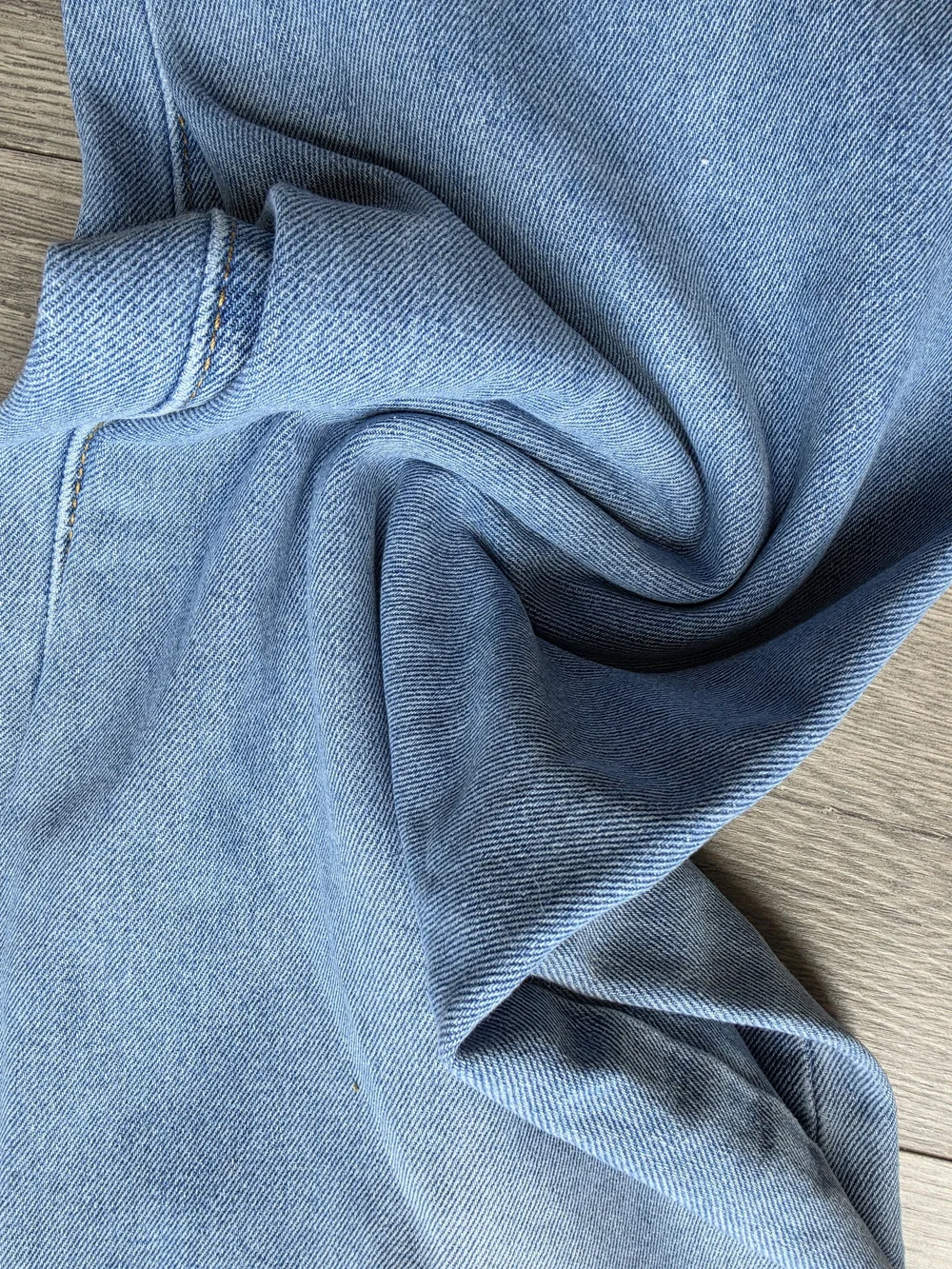 SHEIN Light Blue Denim Jeans with Gold Stitching